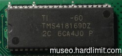 EDO memory IC with 1M words of 16 bits